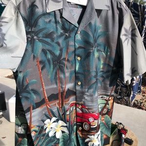 Nice men’s Hawaiian Shirt